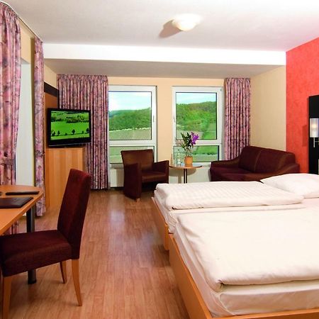 Burg-Hotel Obermoschel Eksteriør billede